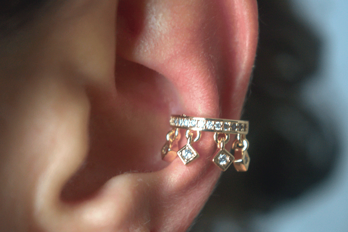 Shakira Earcuff